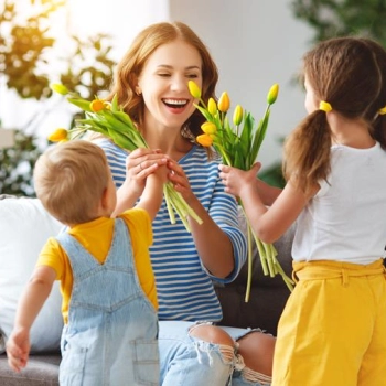 Jakie kwiaty najlepiej wybrać dla mamy?