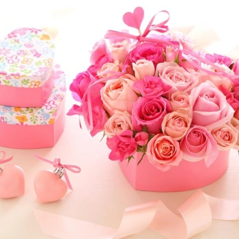 Flowerbox czy bukiet? Co wybrać?