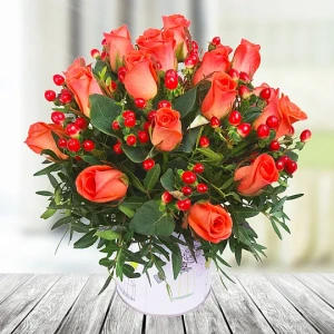 Czerwone Róże z Hypericum