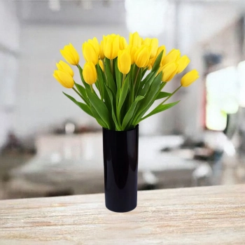 21 żółtych tulipanów