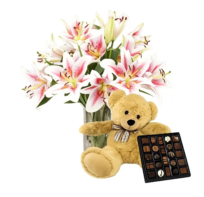 Różowe Lilie z Dużym Misiem i Czekoladkami