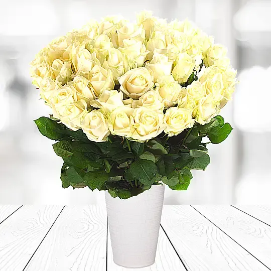 Produkt 50 Białych Róż Zdjęcie