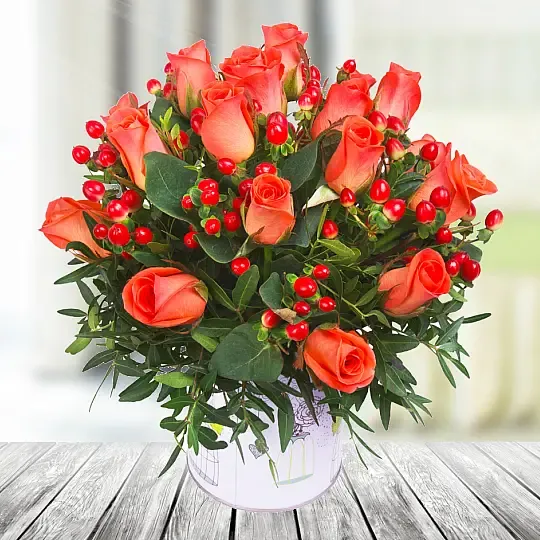 Produkt Czerwone Róże z Hypericum Zdjęcie