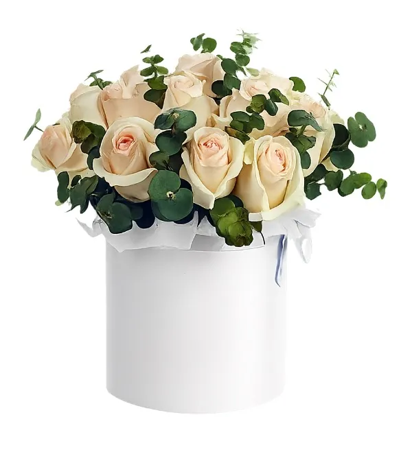 Produkt Flowerbox Białe Róże z Przybraniem Zdjęcie