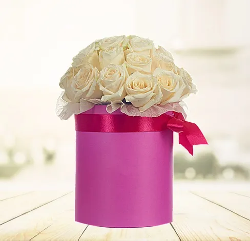 Produkt Flowerbox Białe Róże Zdjęcie