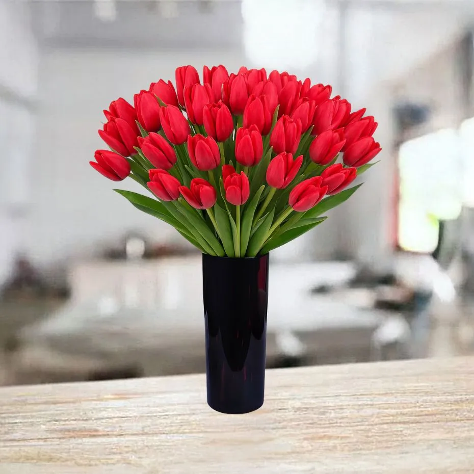 30 czerwonych tulipanów