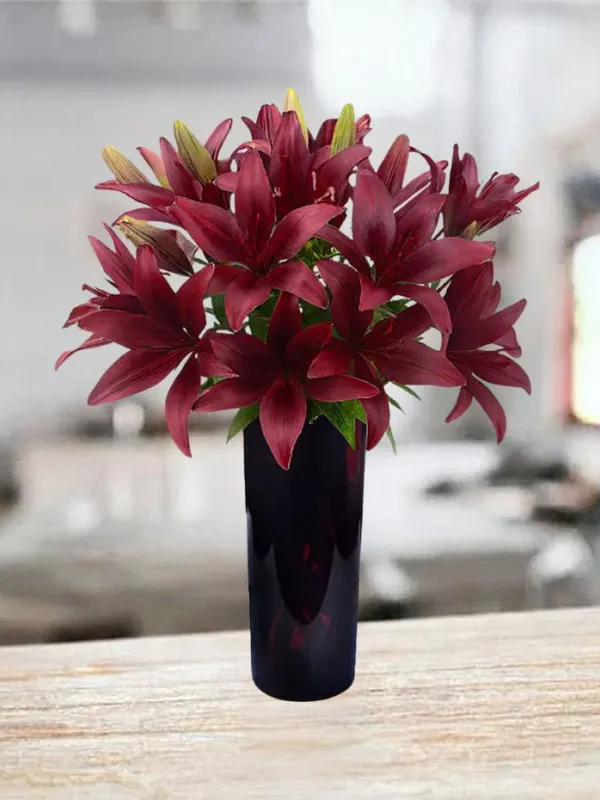 Produkt 15 bordowych lilii Zdjęcie