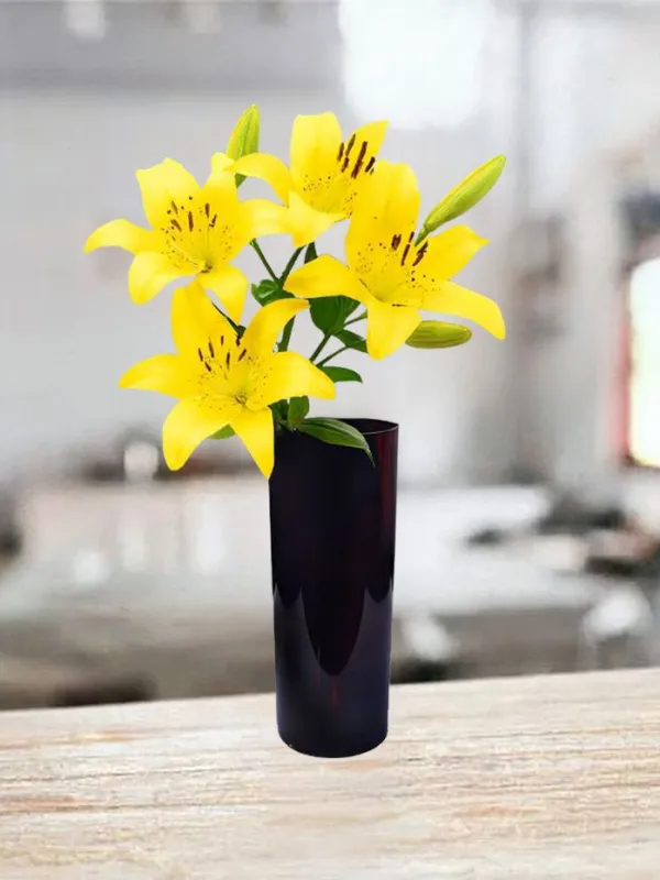 Produkt 5 żółtych lilii Zdjęcie